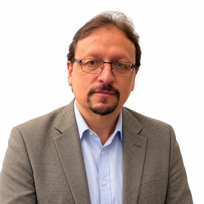 Dr. Alberto Vargas Cañas